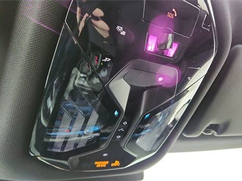 Used 2025 BMW i5 eDrive40i w/ M Sport Package image 53