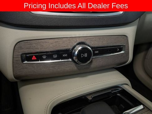 Used 2024 Volvo XC90 B6 Plus w/ Protection Package Premier AWD/4WD image 18