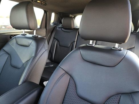 New 2026 Jeep Compass Latitude image 18