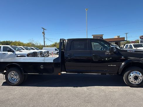 New 2026 RAM 5500 4x4 Crew Cab w/ Laramie Trim Package image 6