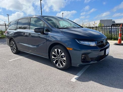 New 2026 Honda Odyssey Elite image 2