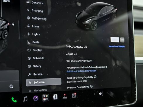 Used 2023 Tesla Model 3 Standard Range RWD image 29