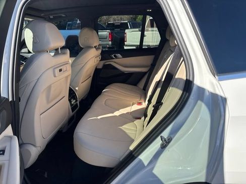 Used 2021 BMW X5 xDrive40i w/ Premium Package 2 AWD/4WD image 33