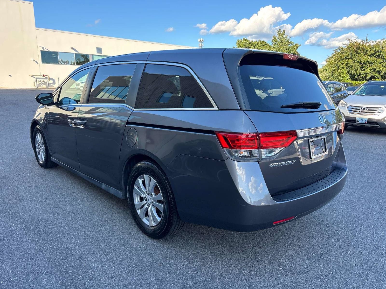 Used 2015 Honda Odyssey EX-L image 3