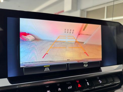 Certified 2022 Chevrolet Silverado 1500 LT Trail Boss image 21