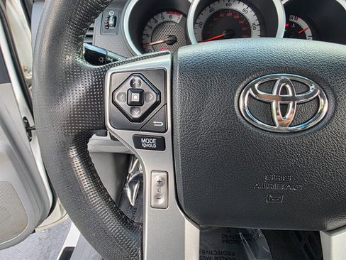 Used 2015 Toyota Tacoma 4x4 Double Cab w/ TRD Sport Package image 44