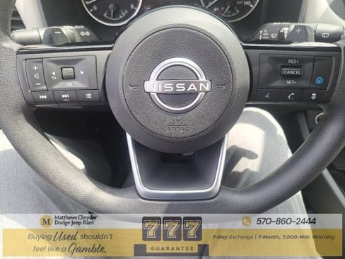 Used 2023 Nissan Rogue SV image 15