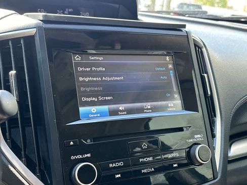 Used 2023 Subaru Forester Premium image 18