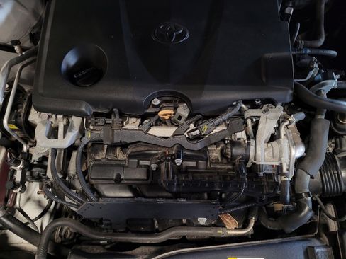 Used 2020 Toyota Camry SE image 30