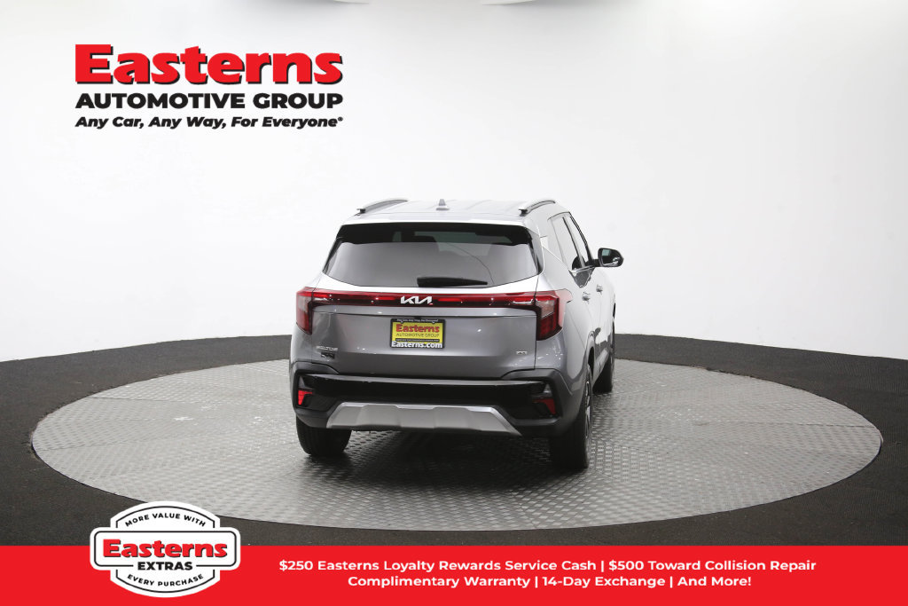 Used 2024 Kia Seltos EX AWD/4WD image 41