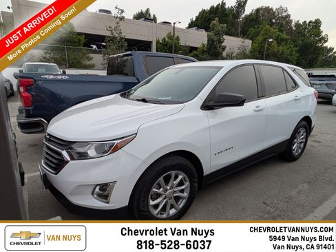 Used 2019 Chevrolet Equinox LS w/ LPO, Cargo Package image 1