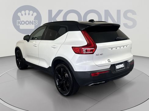 Used 2020 Volvo XC40 T5 R-Design AWD/4WD image 4