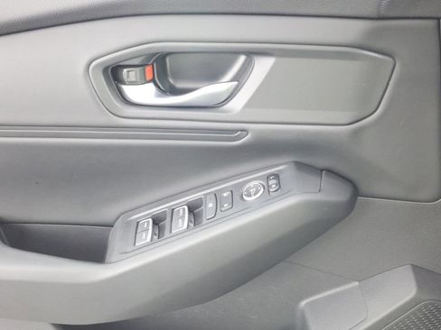 Used 2023 Honda Accord EX image 21