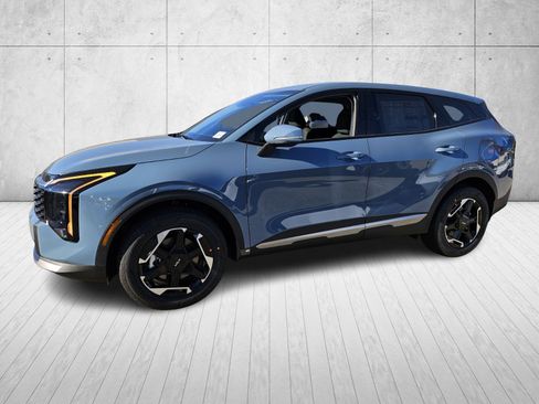 New 2026 Kia Sportage S image 3