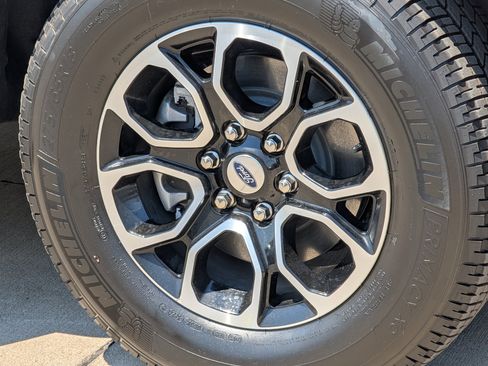 New 2024 Ford Expedition XL image 9