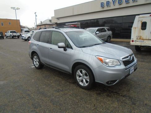 Used 2015 Subaru Forester 2.5i Limited image 1