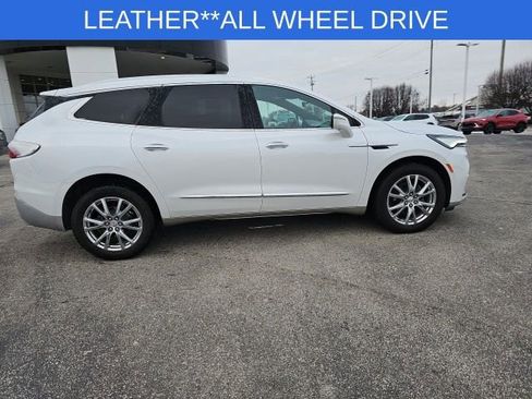 Used 2023 Buick Enclave Premium image 20