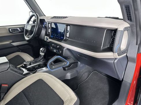 Used 2022 Ford Bronco Wildtrak AWD/4WD image 30