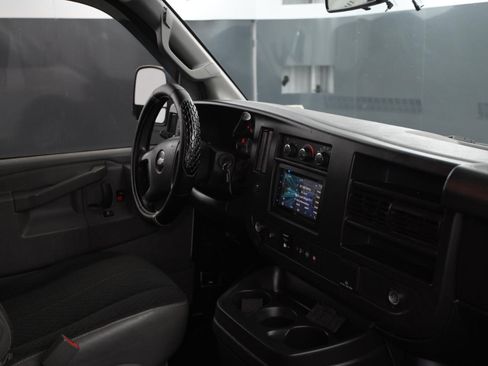 Used 2020 Chevrolet Express 2500 w/ Driver Convenience Package image 21