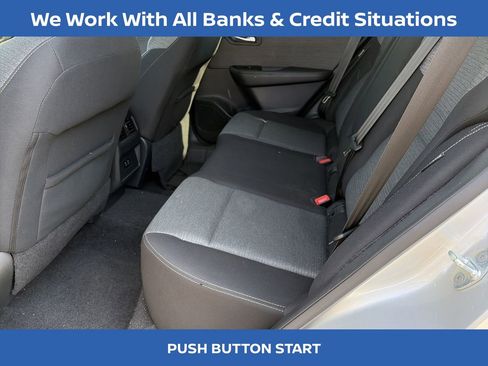 Certified 2022 Nissan Rogue SV image 26