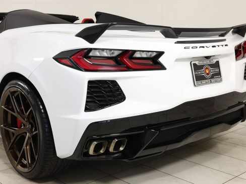 Used 2021 Chevrolet Corvette Stingray Preferred Conv w/ Z51 Performance Package RWD image 46