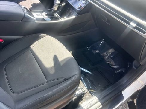 Used 2025 Hyundai Tucson SEL FWD image 15