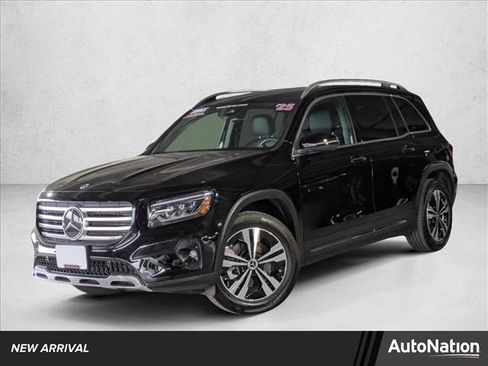 Certified 2025 Mercedes-Benz GLB 250 GLB 250 image 1