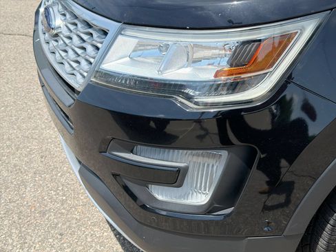 Used 2016 Ford Explorer Platinum AWD/4WD image 15