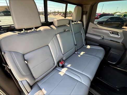 Used 2022 Chevrolet Silverado 1500 RST w/ Convenience Package II RWD image 22