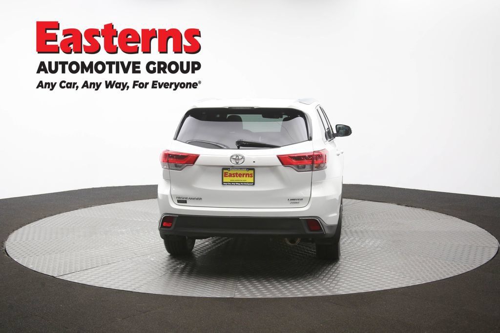 Used 2017 Toyota Highlander Limited Platinum AWD/4WD image 44