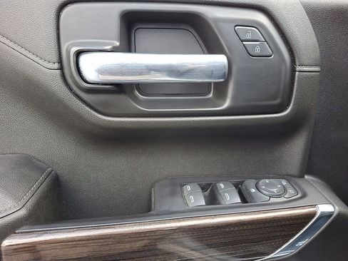 Used 2022 Chevrolet Silverado 1500 RST image 14