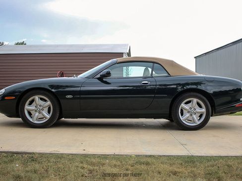 Used 1999 Jaguar XK8 Convertible RWD image 3