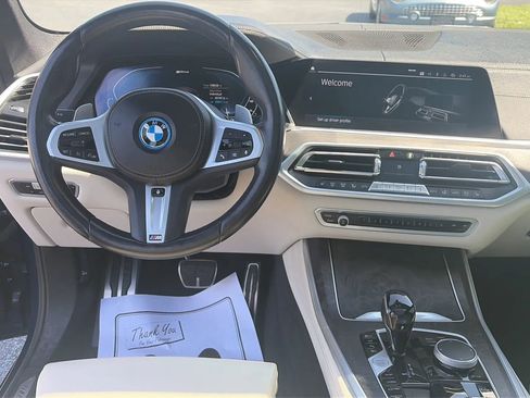 Used 2022 BMW X5 xDrive45e w/ M Sport Package AWD/4WD image 18