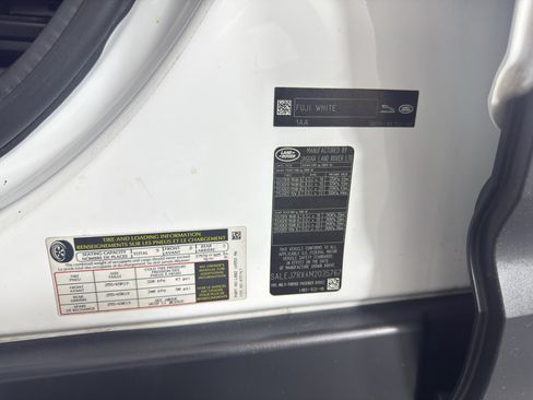 Used 2021 Land Rover Defender 110 S AWD/4WD image 13