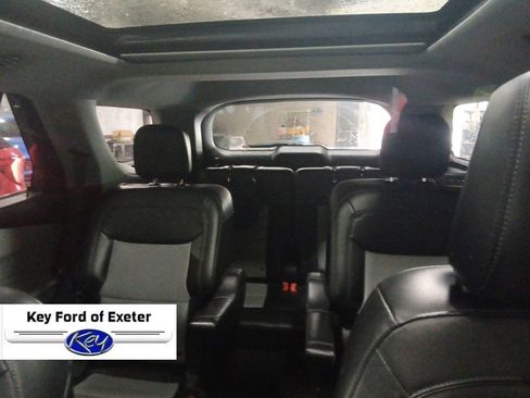 Used 2022 Ford Explorer XLT w/ Equipment Group 202A AWD/4WD image 23