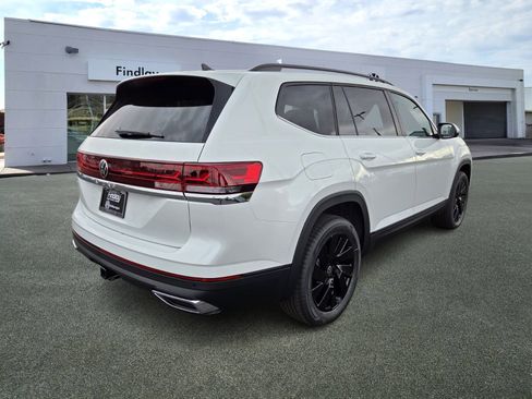 New 2026 Volkswagen Atlas SE FWD image 3