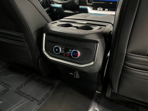 Used 2025 Ford Expedition Max Platinum image 56