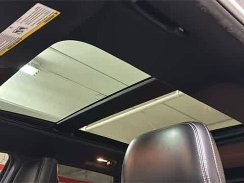 Used 2014 Jeep Grand Cherokee SRT8 w/ Luxury Group II image 26