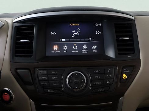 Used 2020 Nissan Pathfinder Platinum image 30