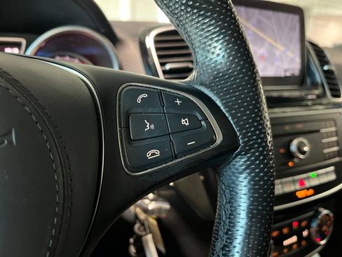 Used 2019 Mercedes-Benz GLS 450 4MATIC image 32