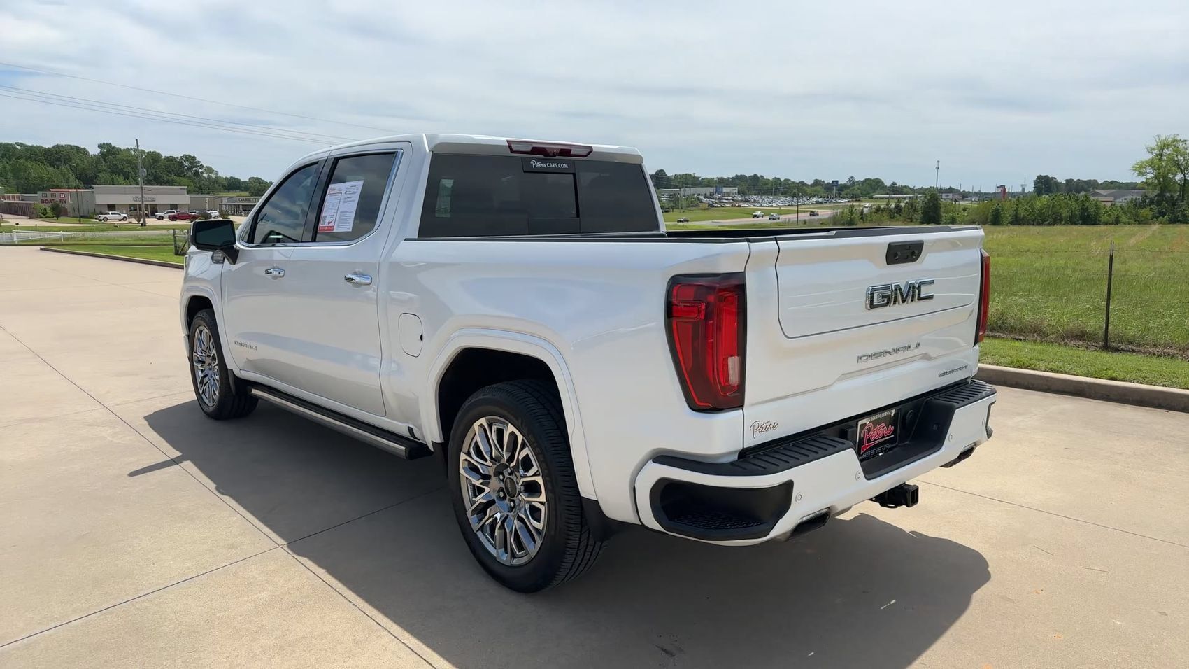 Used 2023 GMC Sierra 1500 Denali Ultimate AWD/4WD image 7