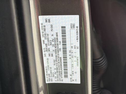 Used 2025 Ford F150 Lightning XLT AWD/4WD image 34