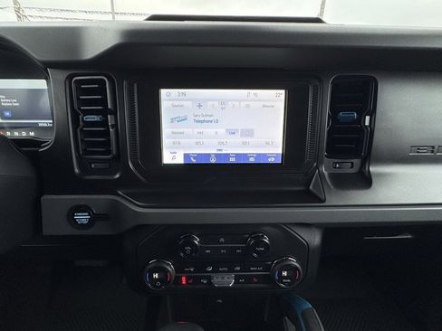 Used 2023 Ford Bronco Black Diamond w/ Sasquatch Package image 27
