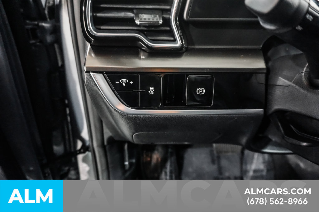Used 2025 Kia Sportage EX FWD image 30