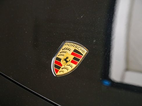Certified 2023 Porsche Cayenne GTS AWD/4WD image 12