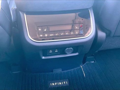 Certified 2025 INFINITI QX80 Sensory image 34