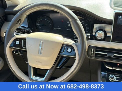 Used 2022 Lincoln Corsair AWD w/ Premium Package image 14