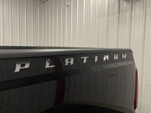 Used 2015 Ford F350 Platinum image 17