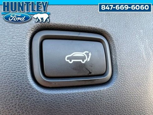 Used 2023 Hyundai Tucson Limited w/ Cargo Package AWD/4WD image 13