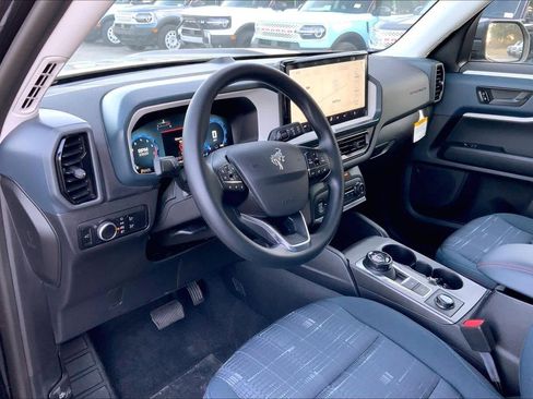 New 2025 Ford Bronco Sport Heritage AWD/4WD image 8